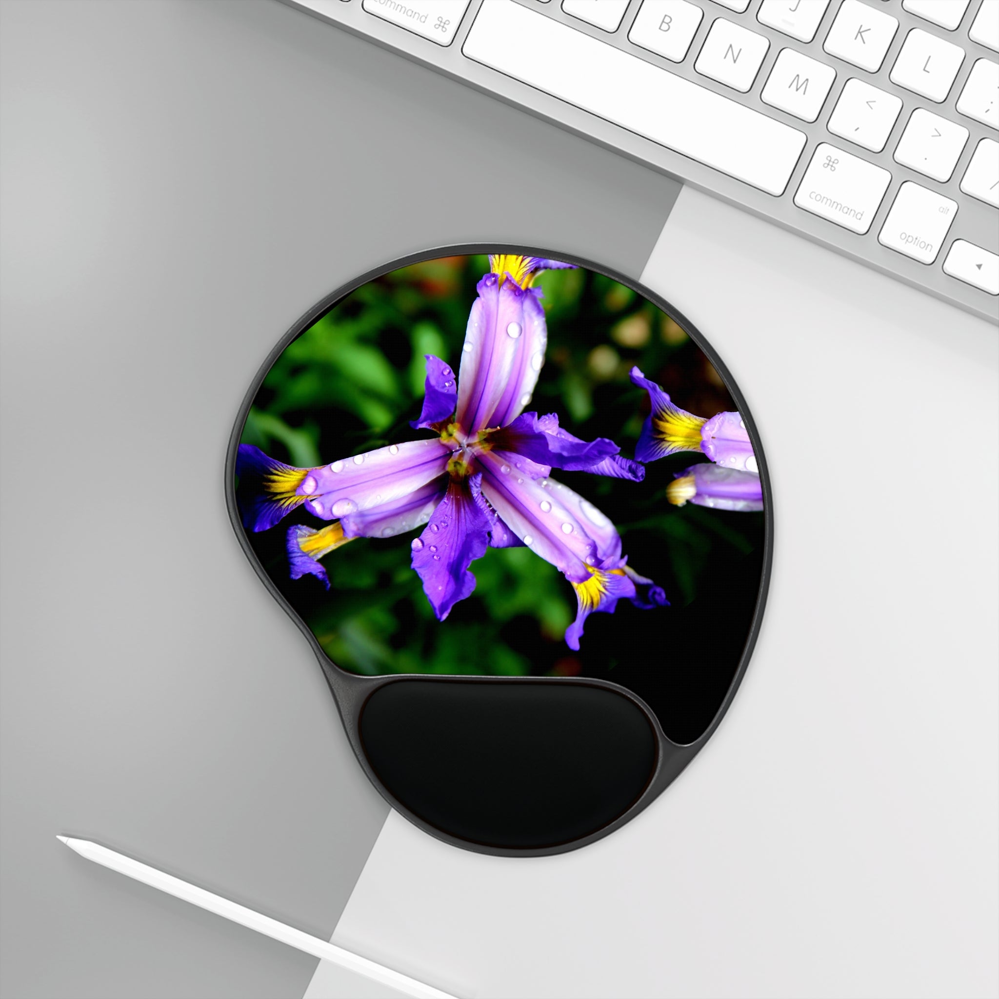 Floral Mouse Pad With Wrist Rest, Comfort Grip Desk Accessory for Home Office, Gift for Gamers, Work from Home Essentials, Stylish Decor