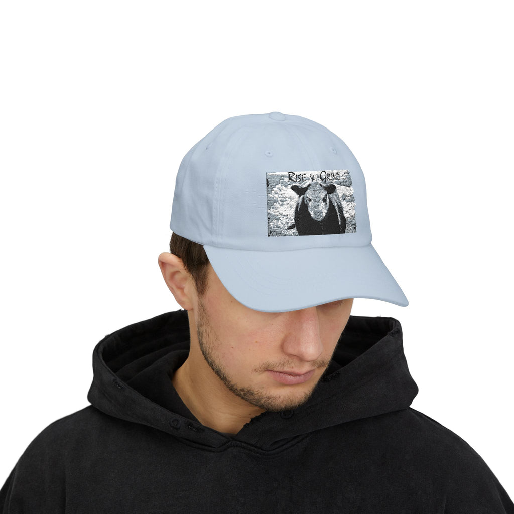 Classic Dad Cap with Cow Design, Fun Gift for Farmers, Casual Style for Dads, Summer Accessory, Adjustable Hat