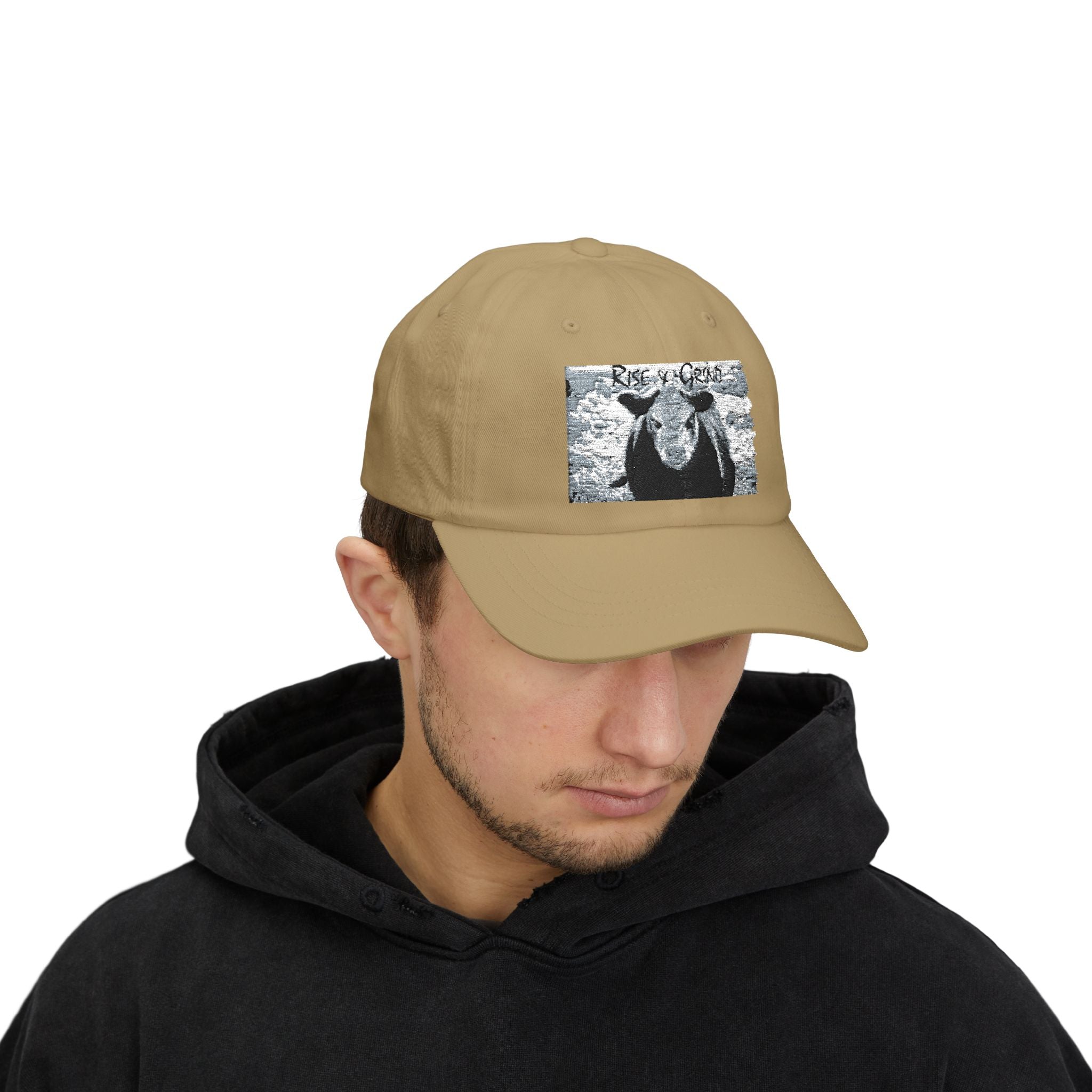 Classic Dad Cap with Cow Design, Fun Gift for Farmers, Casual Style for Dads, Summer Accessory, Adjustable Hat