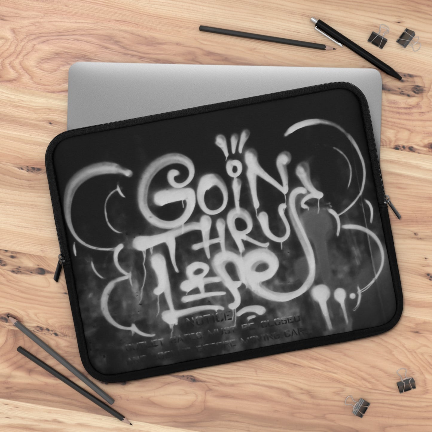 Graffiti 'Goin Thru Life' Laptop Sleeve — Urban Street Art Protective Case