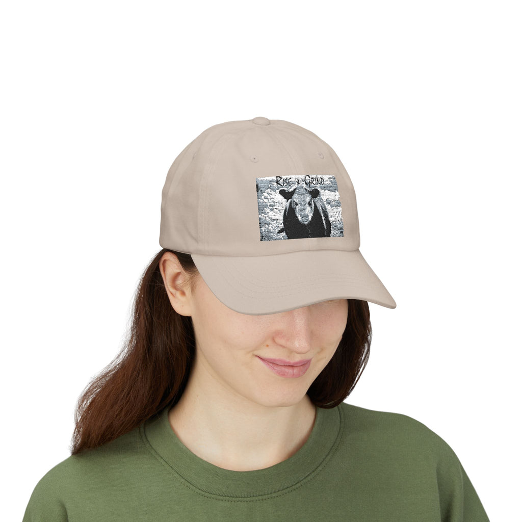 Classic Dad Cap with Cow Design, Fun Gift for Farmers, Casual Style for Dads, Summer Accessory, Adjustable Hat