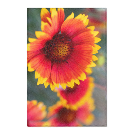 Floral Sunburst Area Rug — Vibrant Red & Yellow Gaillardia Accent Rug