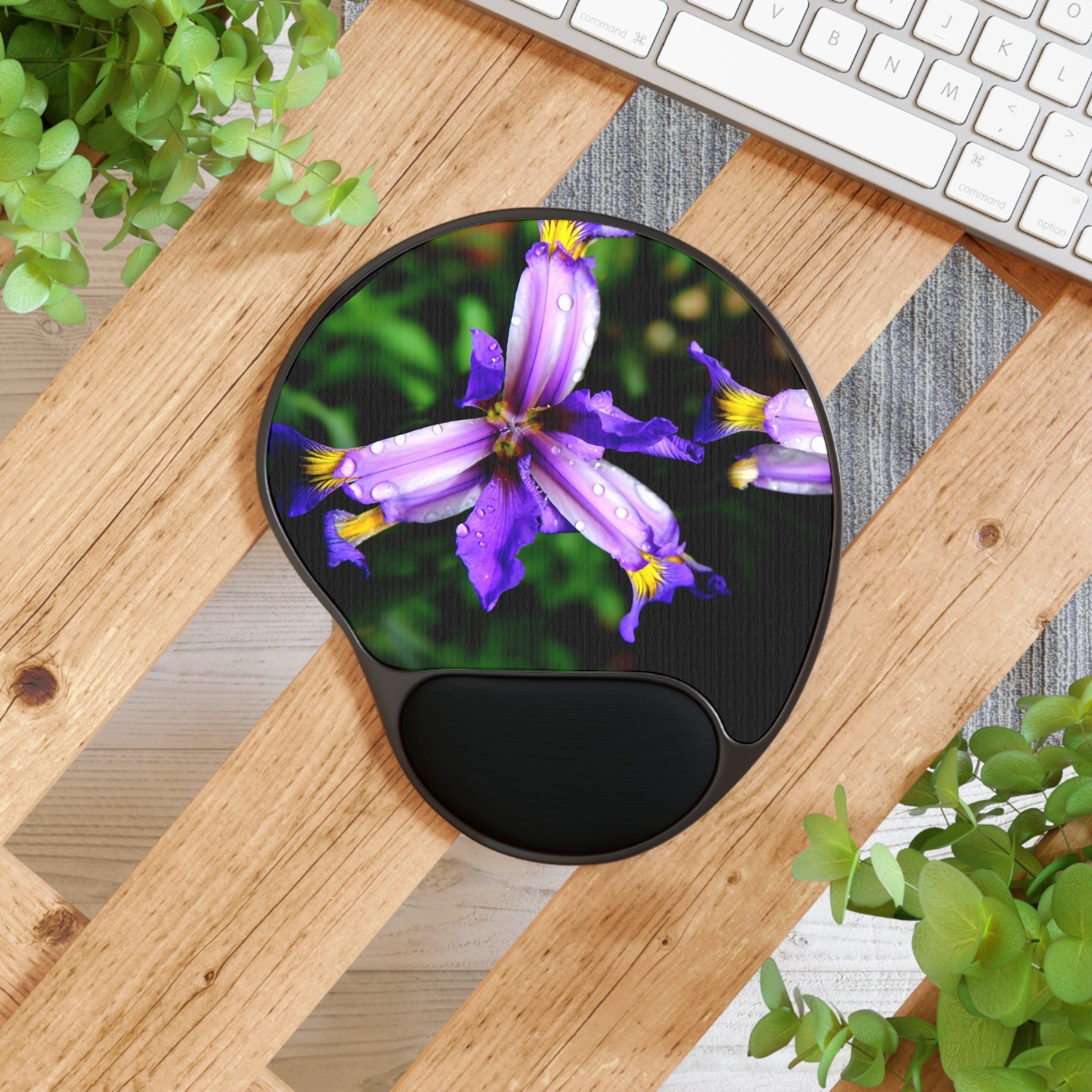 Floral Mouse Pad With Wrist Rest, Comfort Grip Desk Accessory for Home Office, Gift for Gamers, Work from Home Essentials, Stylish Decor